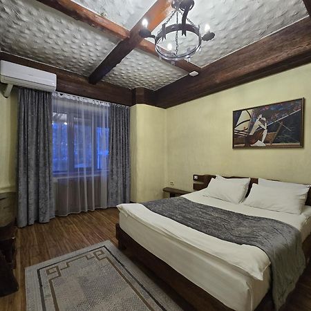 Saraishyq Hotel Almaty Ngoại thất bức ảnh