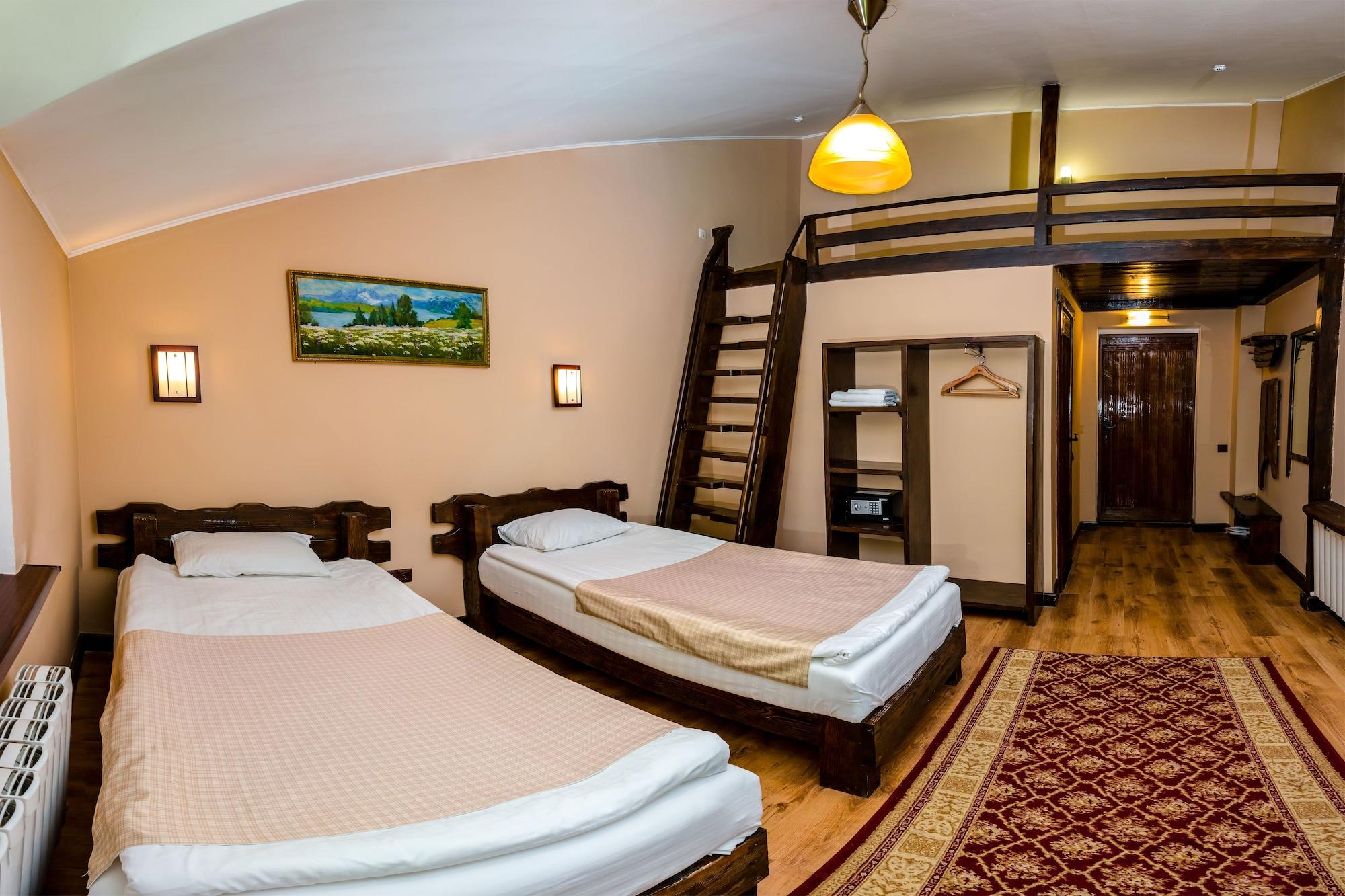 Saraishyq Hotel Almaty Ngoại thất bức ảnh