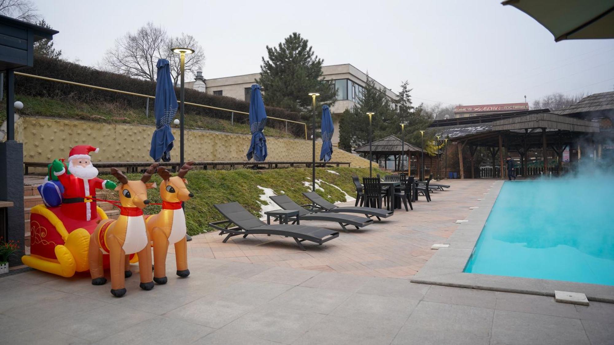 Saraishyq Hotel Almaty Ngoại thất bức ảnh