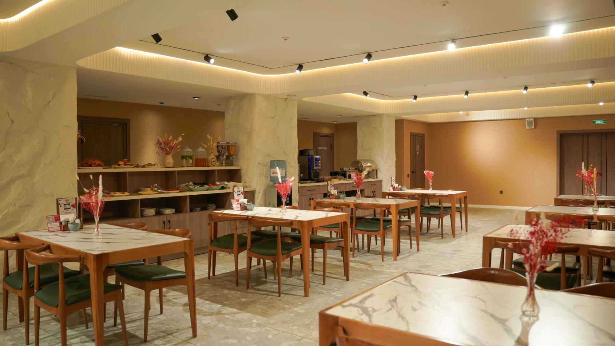 Saraishyq Hotel Almaty Ngoại thất bức ảnh