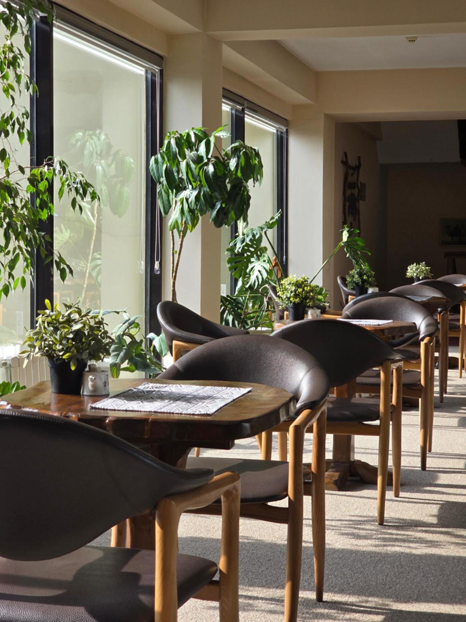 Saraishyq Hotel Almaty Ngoại thất bức ảnh