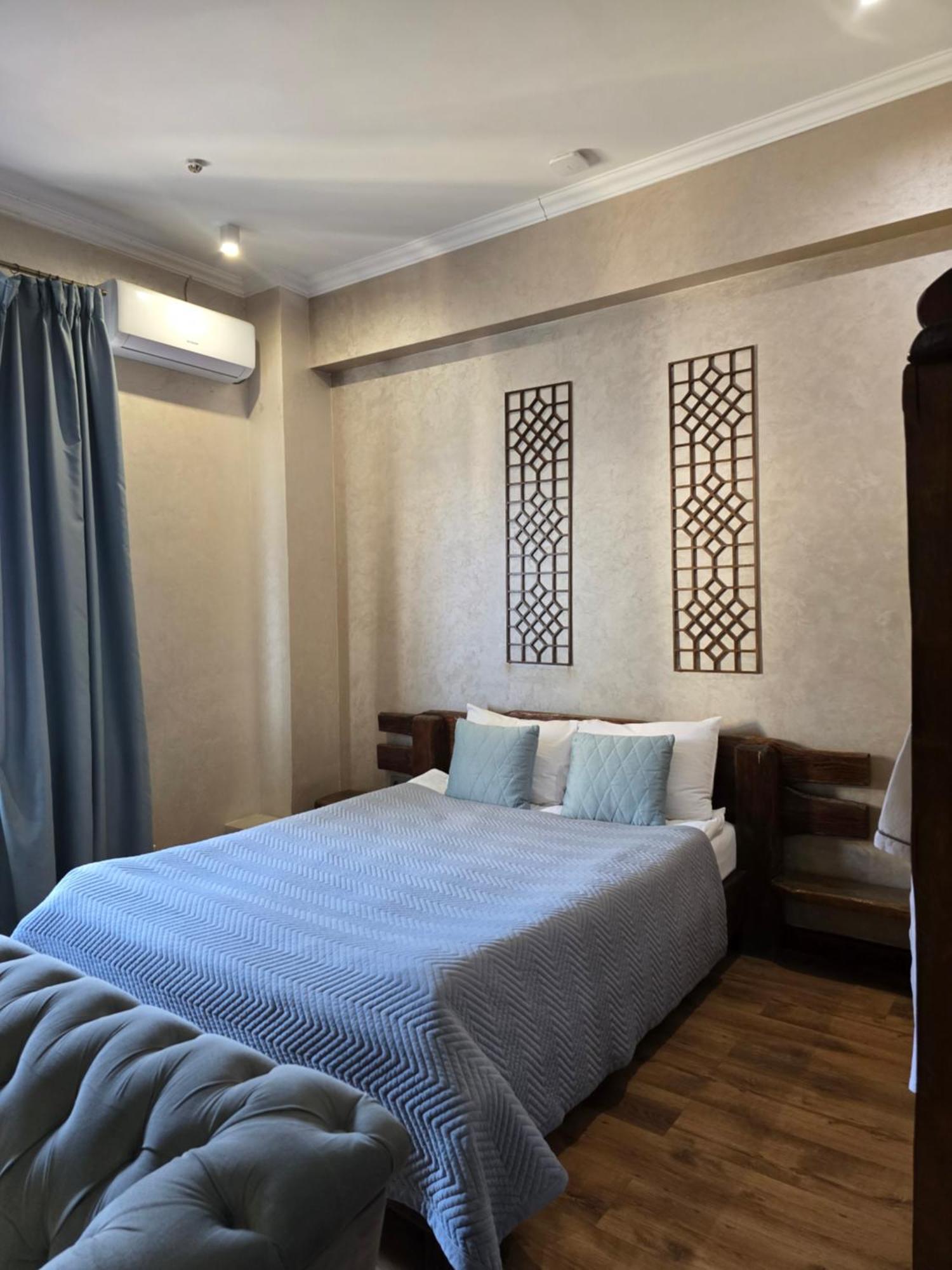 Saraishyq Hotel Almaty Ngoại thất bức ảnh