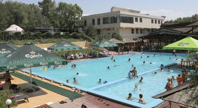 Saraishyq Hotel Almaty Ngoại thất bức ảnh